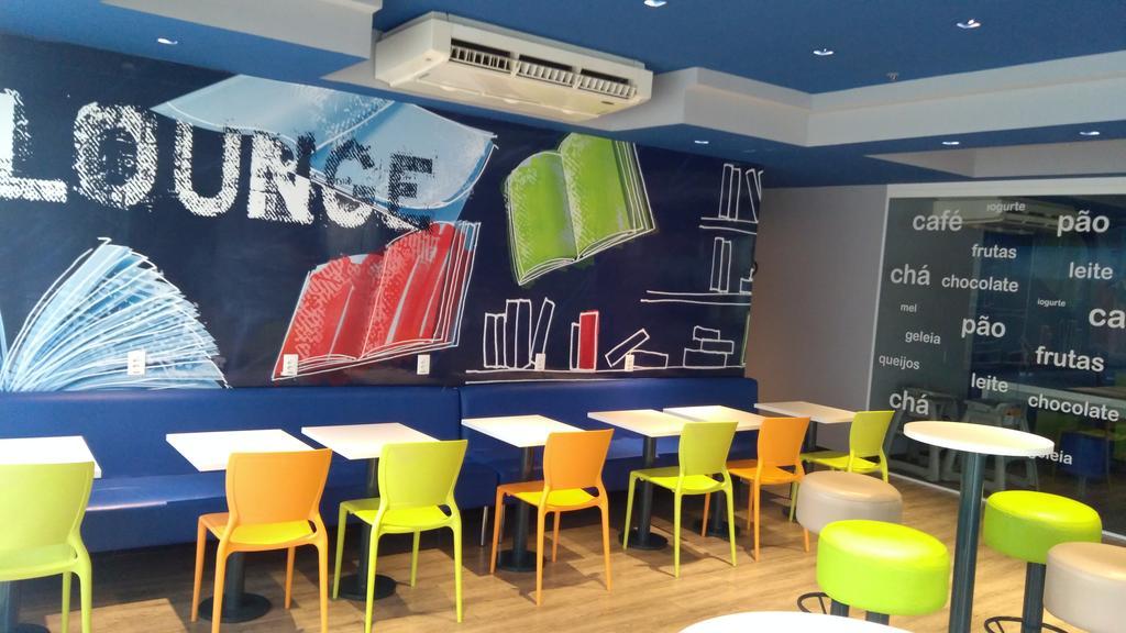 Ibis Budget Curitiba Centro Eksteriør bilde